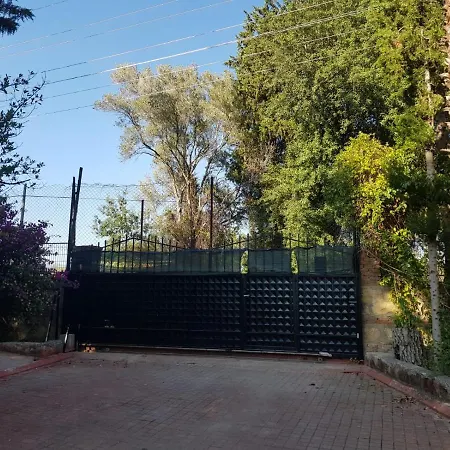 בית חווה Secret Paradise